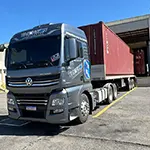 A Time&Vision Transportes é especialista em Peação de Cargas, Transporte Rodoviário e Transporte de Cargas Excedentes.
