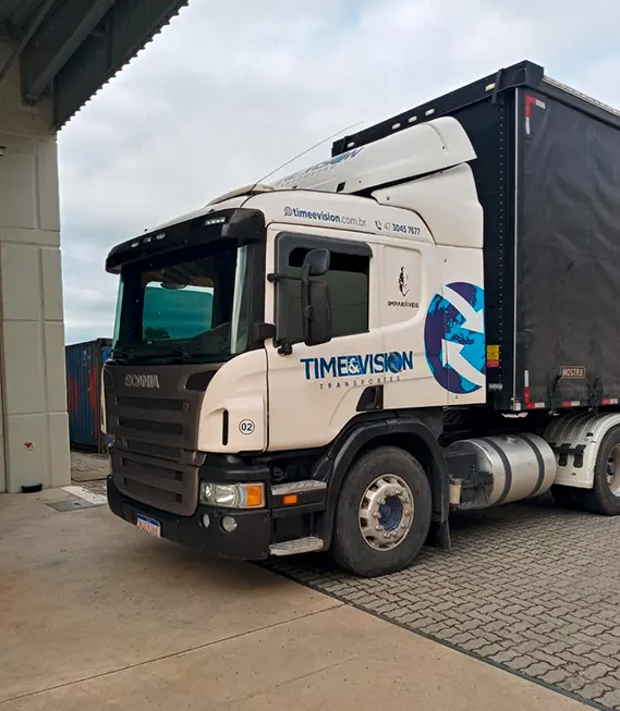 A Time&Vision Transportes, de Itajaí, Santa Catarina, é especialista em Transporte Rodoviário, Transporte de Cargas Excedentes e Peação de Cargas. Realize já sua cotação online. A Time&Vision Transportes, de Itajaí, Santa Catarina, é especialista em Transporte Rodoviário, Transporte de Cargas Excedentes e Peação de Cargas. Realize já sua cotação online.