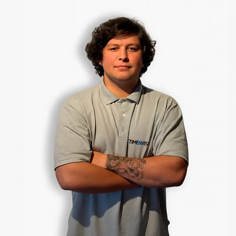 Bryan Zanella Frantz - Assistente de Operações Nereu Costa Junior, um dos idealizadores da Time&Vision Transportes, empresa sediada em Itajaí, Santa Catarina, especialista em Transporte Rodoviário, Transporte de Cargas Excedentes e Peação de Cargas.