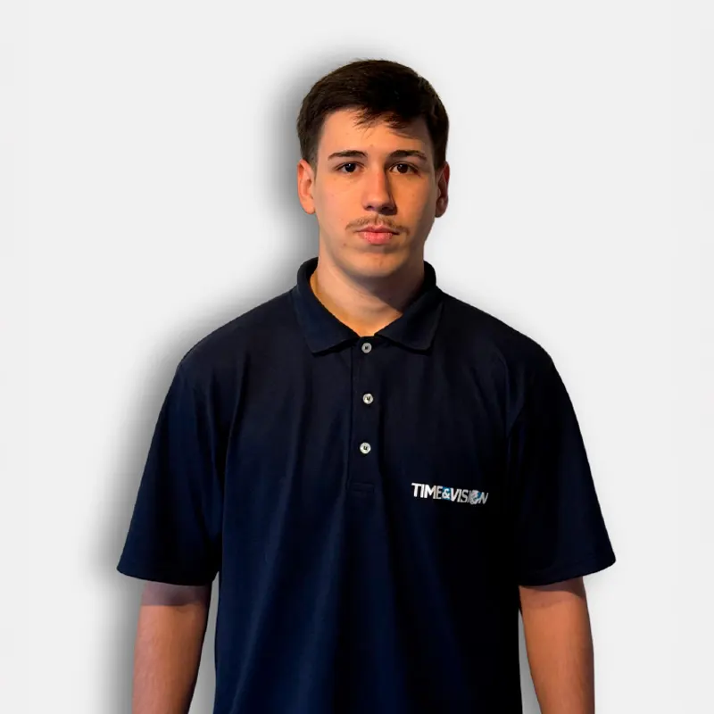 Ruan Jefferson Frantz - Assistente de Operações Nereu Costa Junior, um dos idealizadores da Time&Vision Transportes, empresa sediada em Itajaí, Santa Catarina, especialista em Transporte Rodoviário, Transporte de Cargas Excedentes e Peação de Cargas.